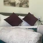Spacious 3-bedroom Near Spinola By Gen X San Ġiljan