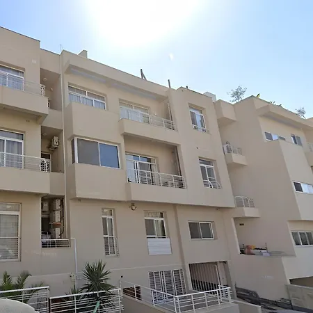 Spacious 3-bedroom Near Spinola By Gen X Appartement