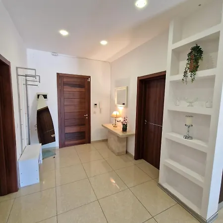 Spacious 3-bedroom Near Spinola By Gen X St. Julian's