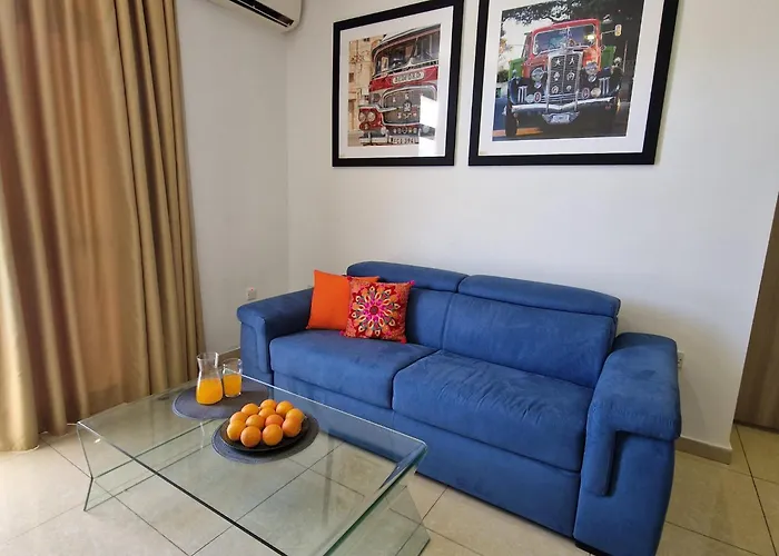 Spacious 3-bedroom Near Spinola By Gen X *