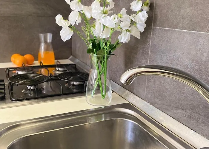 Spacious 3-bedroom Near Spinola By Gen X