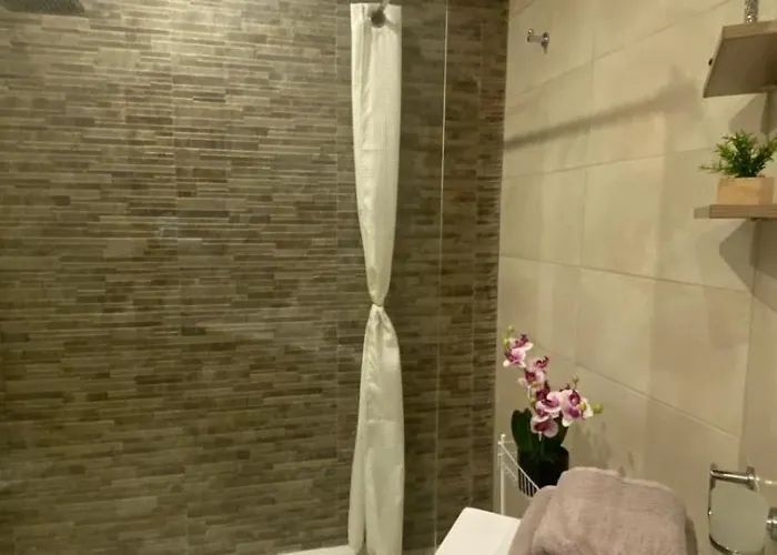 Spacious 3-bedroom Near Spinola By Gen X San Giuliano