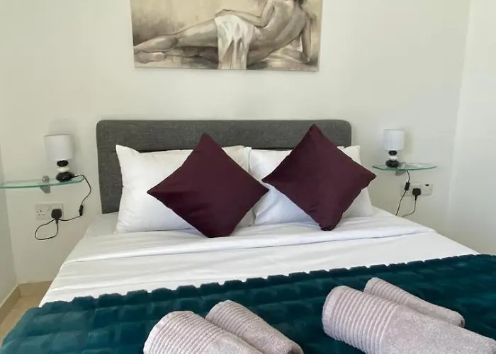 Spacious 3-bedroom Near Spinola By Gen X Appartamento San Giuliano